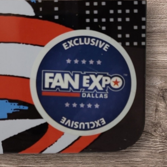 2016 MARVEL CAPTAIN AMERICAN FAN EXPO EXCLUSIVE METAL LUNCH BOX - Picture 4 of 15